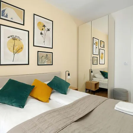 Yellow In With Air Conditioning And Desk For Remote Work By Renters Poznań